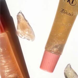 Addicted Shimmer Lip Gloss - Gold